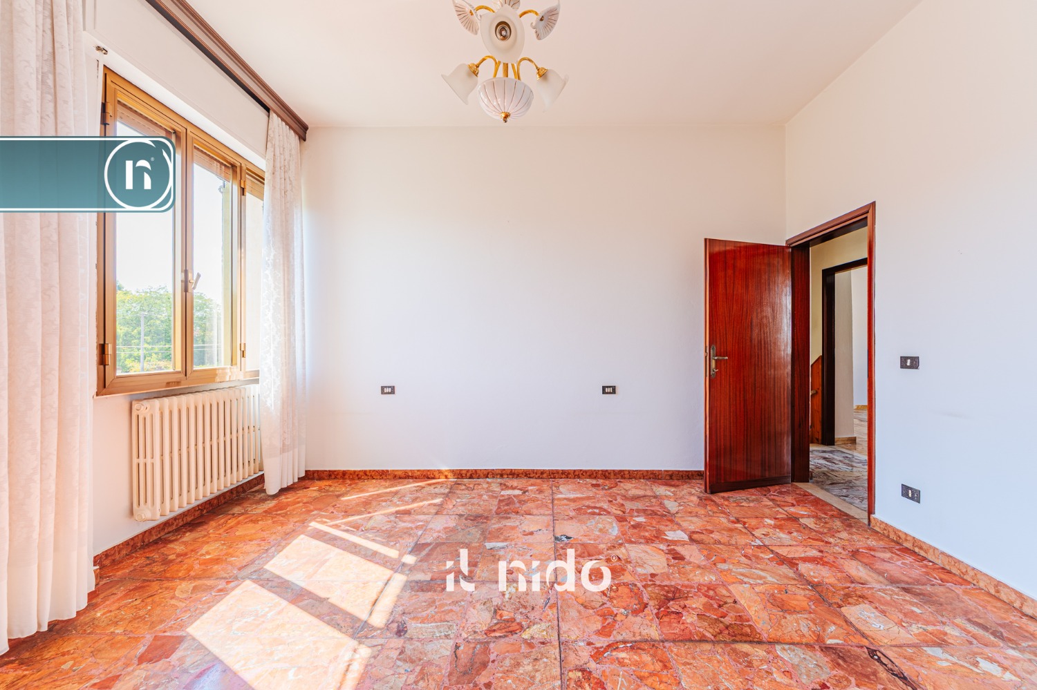 CASA FAMIGLIA