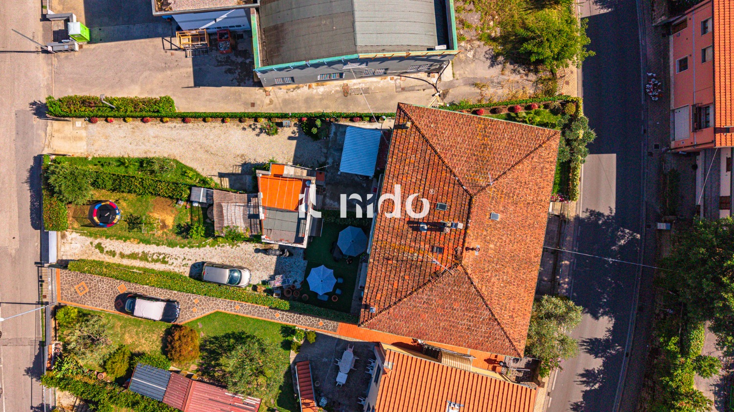 VILLA GREEN & CITY