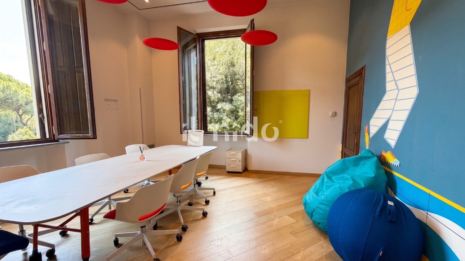 The King office